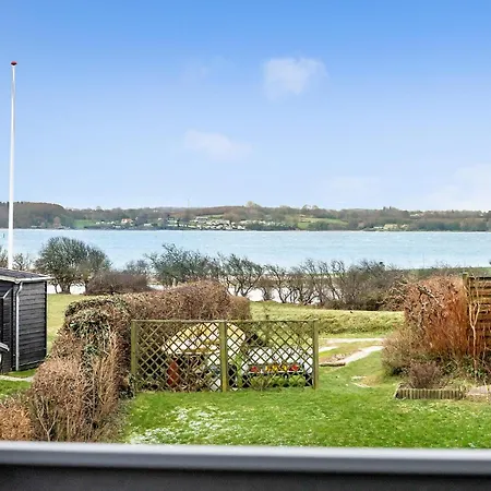Holiday home Ocean Front In With Kitchen *